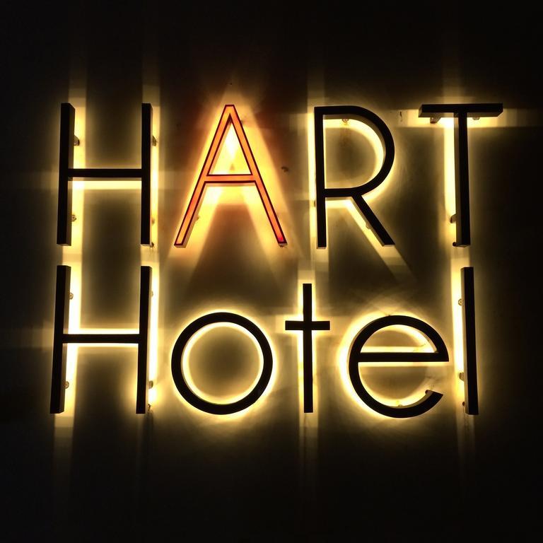 Hart Hotel Arjuna Матарам Екстериор снимка